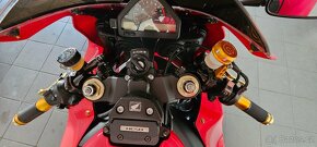 Honda CBR 1000RR FireBlade - 5