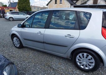 Renault Scénic 1.6 16v Klima, ABS benzín manuál 82 kw - 5