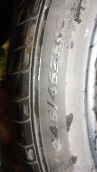 Prodám 4×letní pneu zn:Nexen - 5