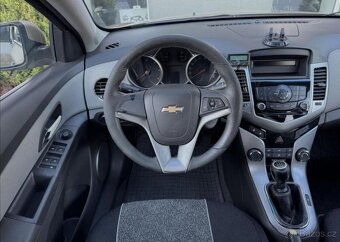 Chevrolet Cruze, 2.0 CDI 110kW LS,původ ČR - 5