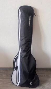 Elektrická baskytara Jantar + kytarový efekt Zoom G1X - 5