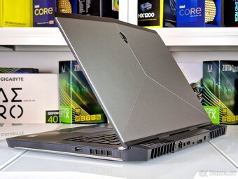 Herní notebok ALIENWARE | GTX 1060 6GB | I7-7700HQ | RGB - 5