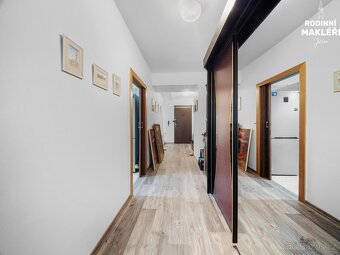 Prodej družstevního bytu 2+1 v centru Broumova - 5