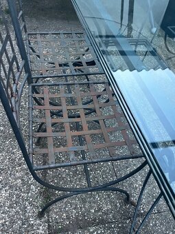 Masivní kovaný zahradní set - stůl plus 4 židle - 5