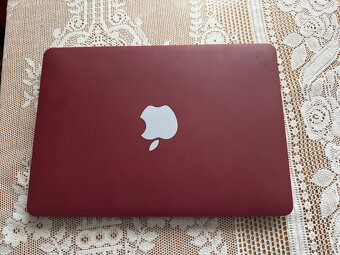 Apple Macbook air 13.3”, i5, 16GB RAM,256GB SSD disk - 5