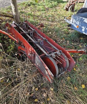 Mf-70 s obracečkou sena - 5