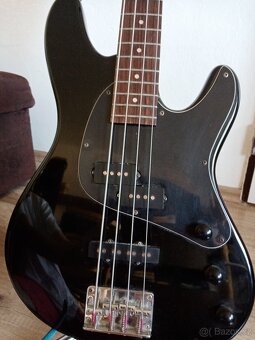 Bas. kytara - 5