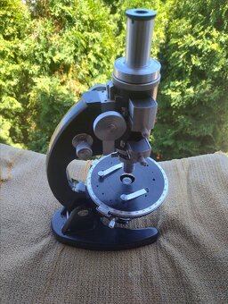 Meopta polarizačný mikroskop - 5
