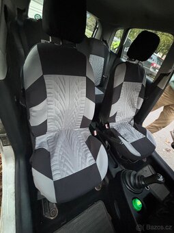 Ford Fiesta 2004 - 5