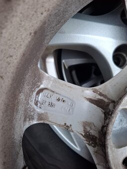 AL.zimní sada 185/65 R15 Bridgestone Blizzak Š-Fabia IV - 5