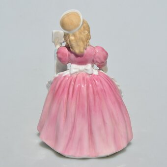 Royal Doulton Starožitná porcelánová soška Holčička a koláč - 5