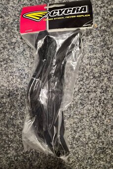 náhradní plasty chráničů CYCRA - 5