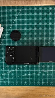 Sony Alpha ZV-E10 + objevit 16-50 mm f/3,5-5,6 - 5