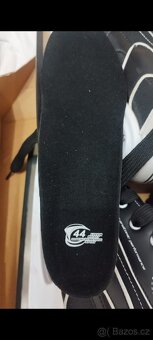 Zimní lední brusle - 5