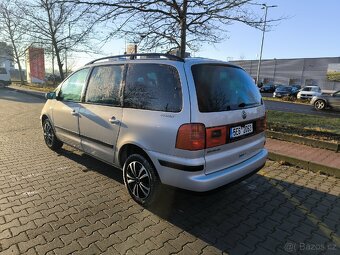 VW Sharan 2.0 7 míst - 5