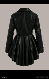 Asymetrická kožená bunda křivák - 5