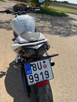 Yamaha fz1n - 5