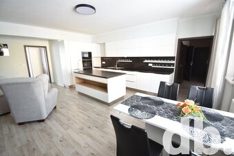 Prodej byty 3+kk, 110 m2 - Karlovy Vary, ev.č. 01641 - 5