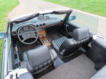 Mercedes W107/380SL - 5