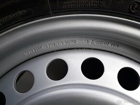 VW AMAROK -- OCELOVÝ DISK - RESERVA -- 18" - 5