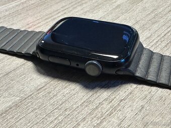 Apple Watch series 7, 45mm - 5