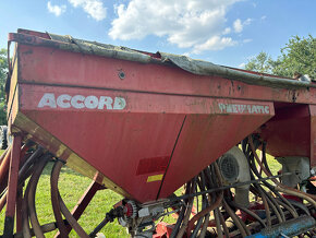 Secí stroj Accord 6m - 5