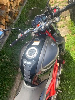 Suzuki SV gladius 650 - 5
