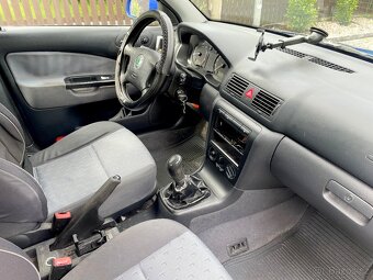 ŠKODA OCTAVIA COMBI, NOVÁ STK DO 7\2027,PALB.PC,BEZ KOROZE - 5