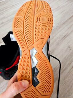Volejbalové boty Asics 1071A036, vel. 44 - 5