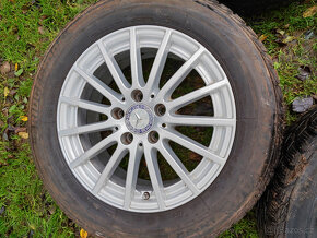 Zimní sada Mercedes třída C w205 Bridgestone 205/60/16 - 5