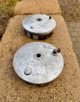 Jawa 50 pionyr fichtl - brzdové štíty - 5