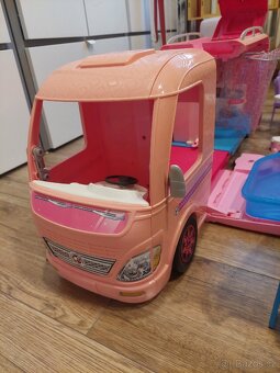 Barbie karavan - 5