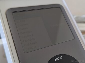 Apple iPod Classic 7. generace 160 GB - 5