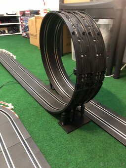 Autodráha Carrera GO -stavba 12 metrů - 5