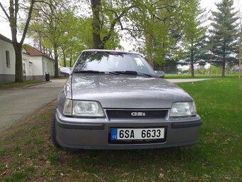 Opel Kadett GSI Bertone - 5