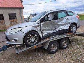Ford Focus III kombi , 1.6TDCi - díly z vozu - 5