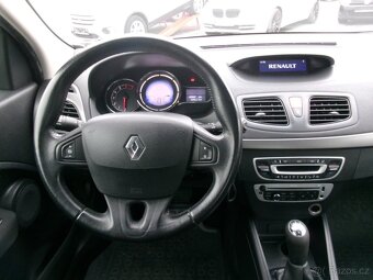 RENAULT FLUENCE 1,6i - 5