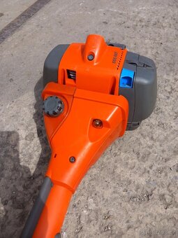 Prodám Křovinořez 555RXT Husqvarna - 5