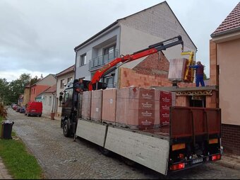 Iveco - valník s hydraulickou rukou - 5