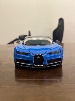 1/18 Autoart Bugatti Chiron French Racing Blue - 5
