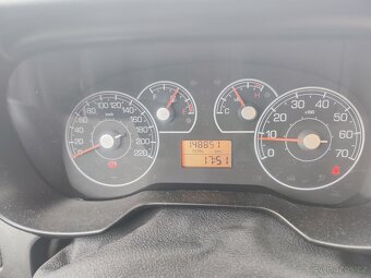 Fiat Grande Punto - 5