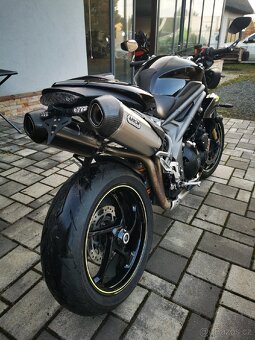 Triumph Speed Triple 1050 RS - 5