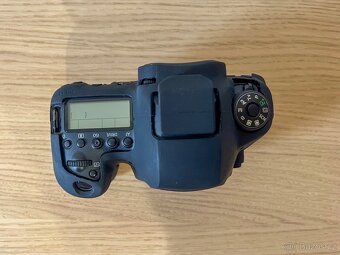 Canon 6D Mark II + příslušenství - 5