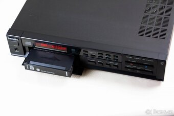 PHILIPS CD-486 / první CD přehrávač s měničem disků - 5