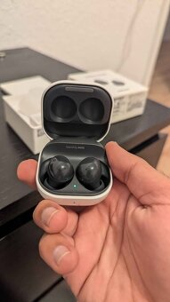 Samsung Galaxy buds 2 - 5