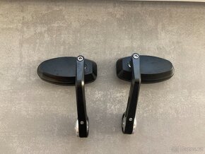 Prodám zrcátka Hitchcocks do konců řidítek Royal Enfield 650 - 5