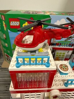 LEGO® DUPLO® 10970 Hasičská stanice a vrtulník - 5