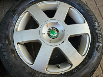 ALU letní kola VEGA orig Škoda 5x112 Octavia II R16 - 5