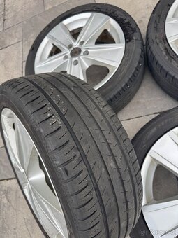 Alu kola 5x112 17” Skoda Vw Audi 225/45R17 letni - 5