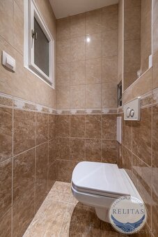 Pronájem bytu 1+kk 31 m², u stanice metra Flora - 5